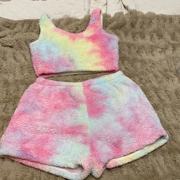 SHEIN Other - Shein rainbow fuzzy set small